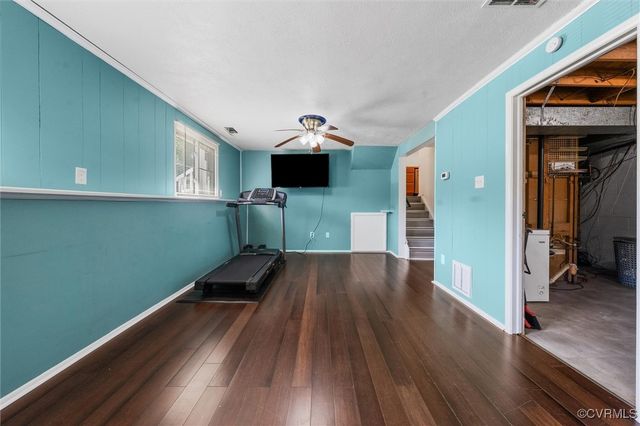 9120 Pepperidge Rd, Chesterfield, VA 23236