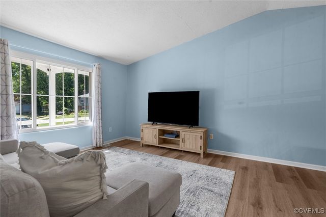 9120 Pepperidge Rd, Chesterfield, VA 23236