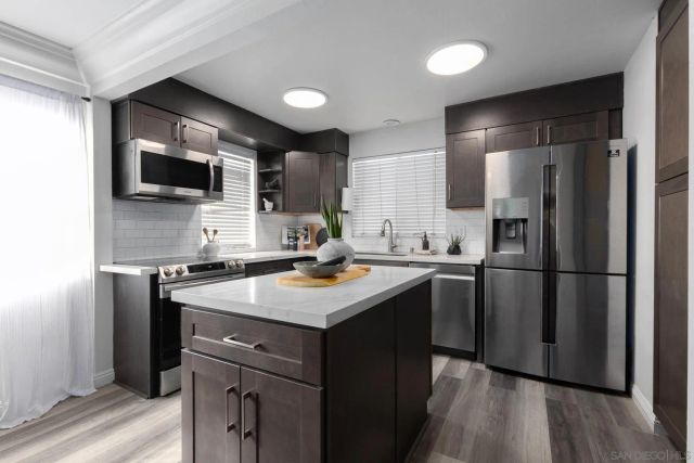 1011 Martina Court, San Marcos, CA 92078