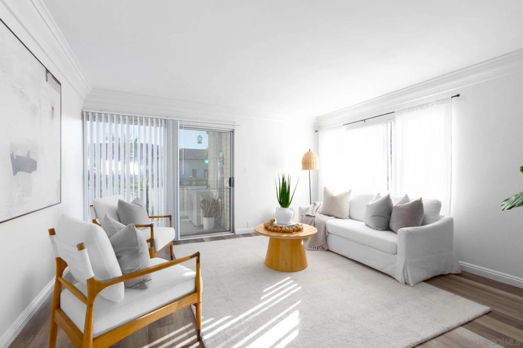 1011 Martina Court, San Marcos, CA 92078