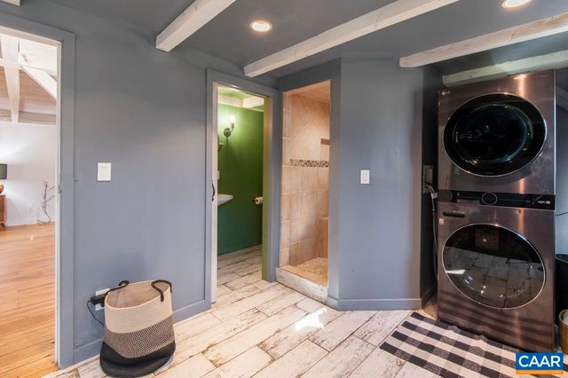 5875 BURNETT LN, Advance Mills, VA 22968