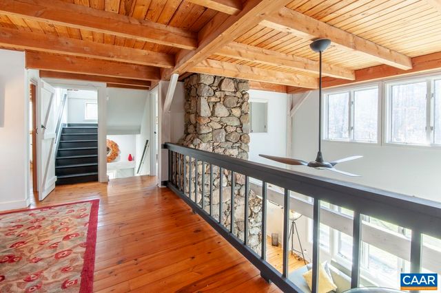 5875 BURNETT LN, Advance Mills, VA 22968