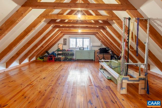 5875 BURNETT LN, Advance Mills, VA 22968