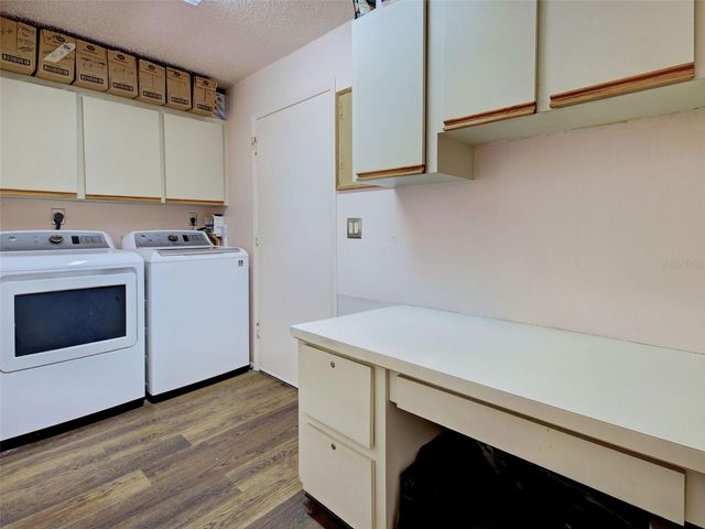 20 IDLE SANDS DRIVE, Venice, FL 34293