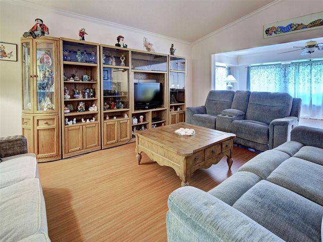 20 IDLE SANDS DRIVE, Venice, FL 34293