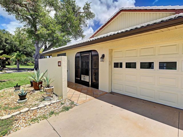 20 IDLE SANDS DRIVE, Venice, FL 34293