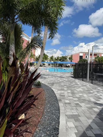 132 Newport I 132, Deerfield Beach, FL 33442