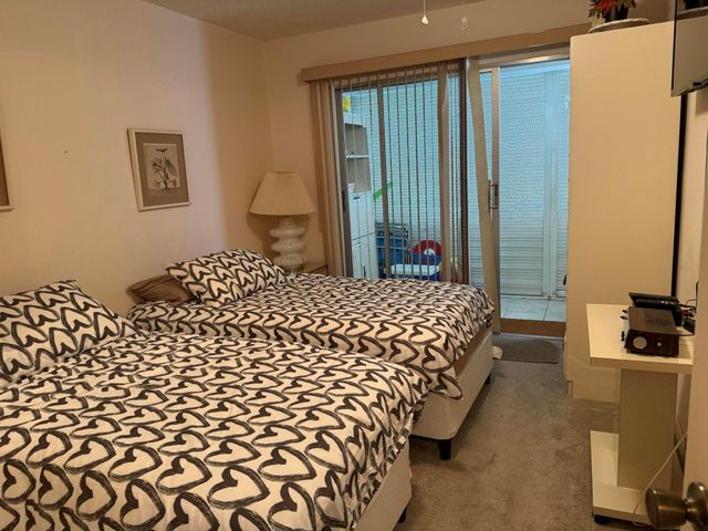 132 Newport I 132, Deerfield Beach, FL 33442