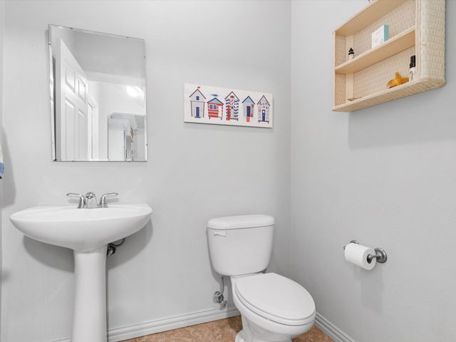 170 Greathouse Village, Decatur, TX 76234