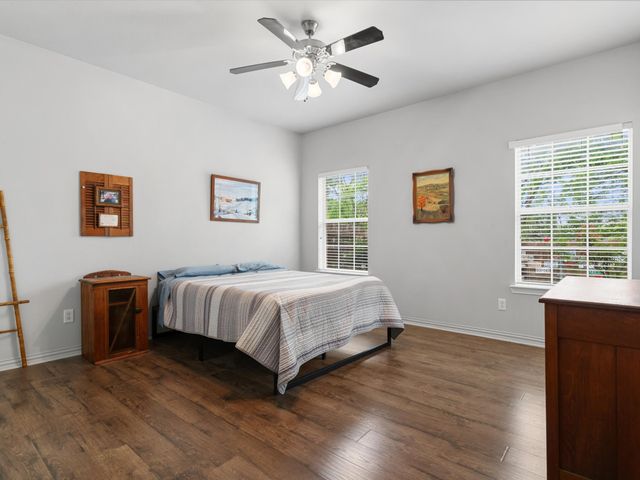 170 Greathouse Village, Decatur, TX 76234