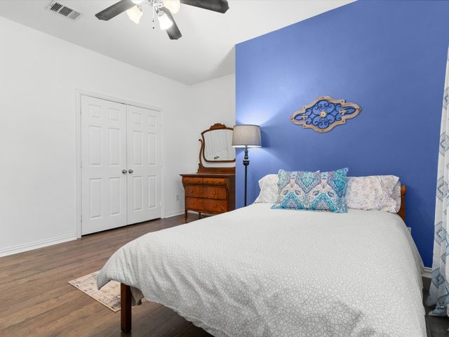 170 Greathouse Village, Decatur, TX 76234