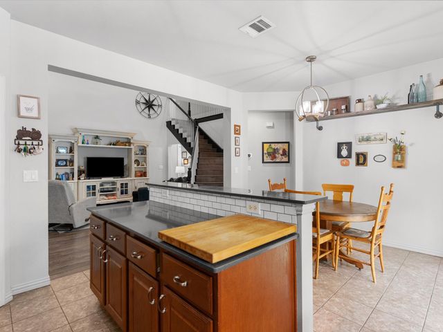 170 Greathouse Village, Decatur, TX 76234