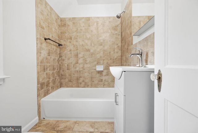 3731 2ND ST S, Arlington, VA 22204