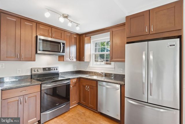 3731 2ND ST S, Arlington, VA 22204