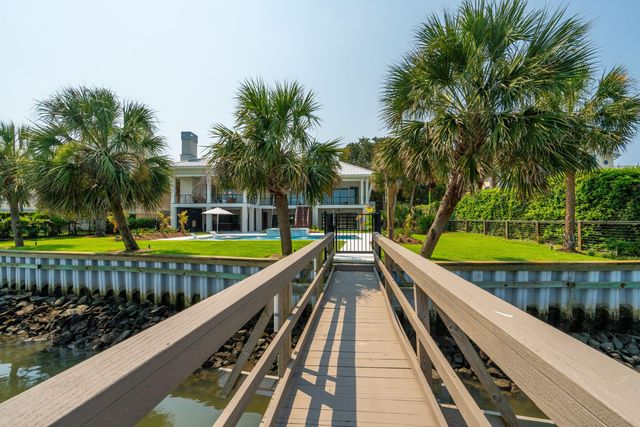 11 Tabby Lane, Isle Of Palms, SC 29451
