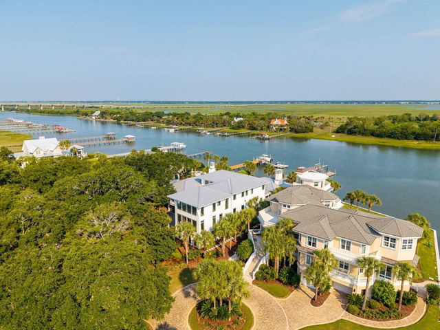 11 Tabby Lane, Isle Of Palms, SC 29451