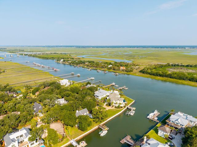 11 Tabby Lane, Isle Of Palms, SC 29451