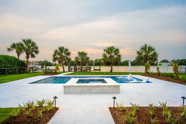 11 Tabby Lane, Isle Of Palms, SC 29451