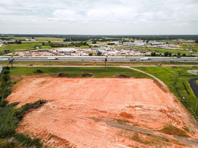 3001 S Interstate Drive, Norman, OK 73072