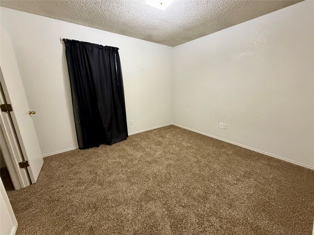 1708 Overland Drive, Cleburne, TX 76033