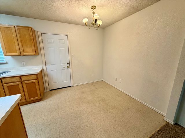 1708 Overland Drive, Cleburne, TX 76033