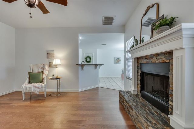 202 N Westminster Way, Mustang, OK 73064