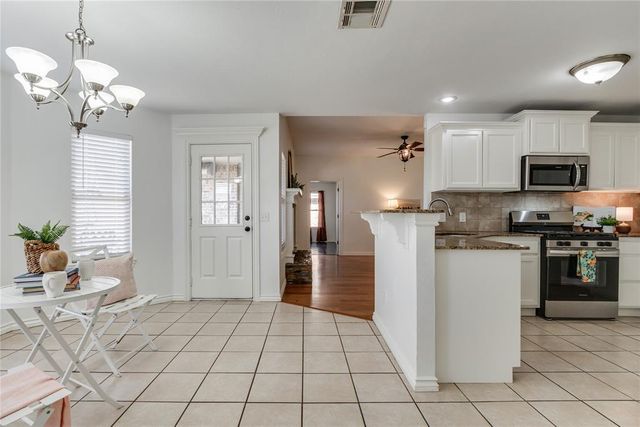 202 N Westminster Way, Mustang, OK 73064