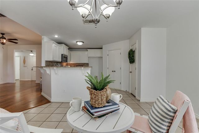 202 N Westminster Way, Mustang, OK 73064