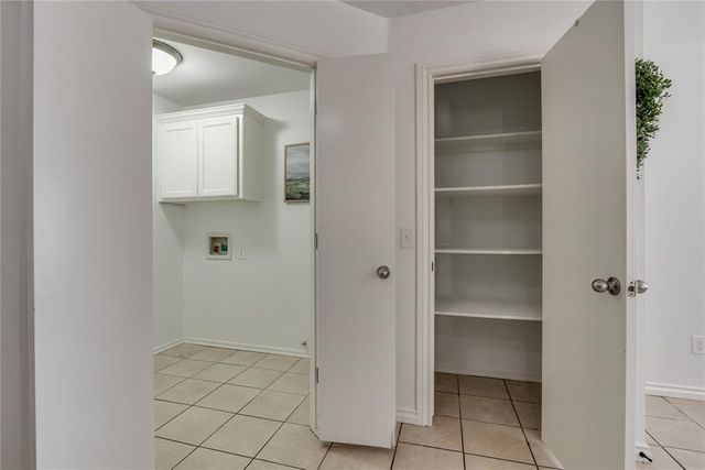 202 N Westminster Way, Mustang, OK 73064