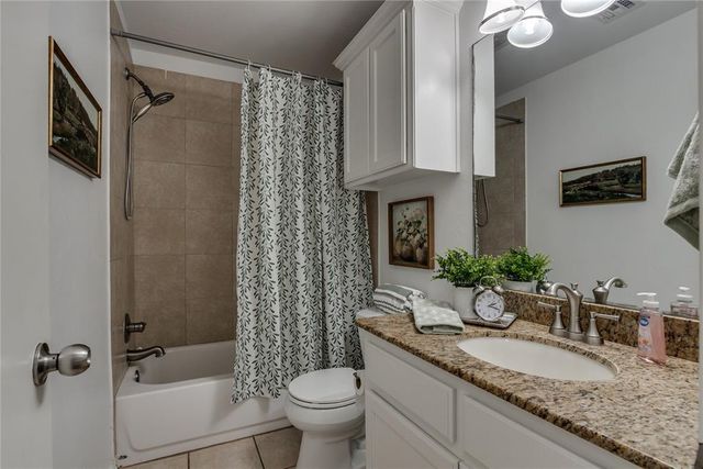 202 N Westminster Way, Mustang, OK 73064