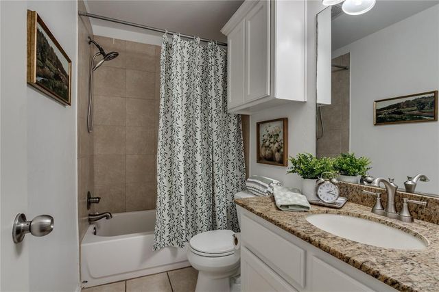 202 N Westminster Way, Mustang, OK 73064