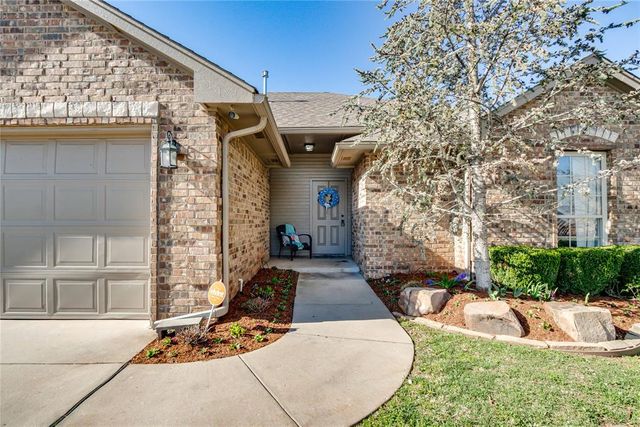 202 N Westminster Way, Mustang, OK 73064