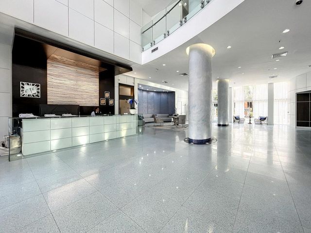 18800 NE 29th Avenue 816, Aventura, FL 33180