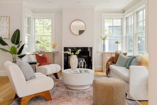 15 Valentine Street 8, Cambridge, MA 02139