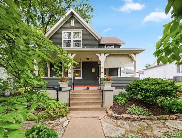 145 N Clay Avenue, St Louis, MO 63135