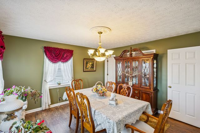 524 Willie Jarvis Rd, Sparta, TN 38583