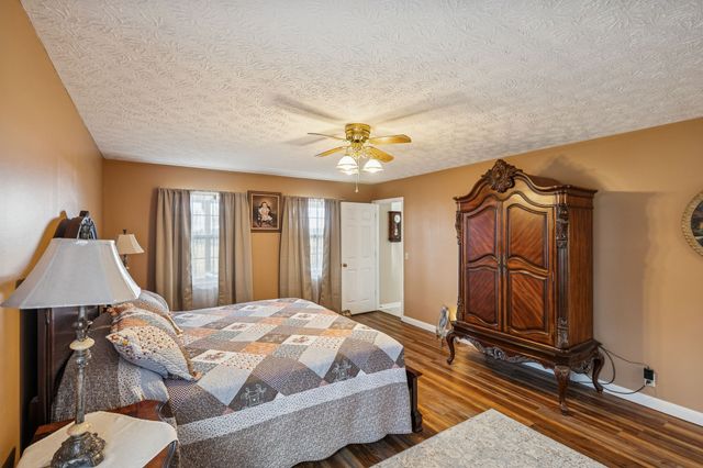 524 Willie Jarvis Rd, Sparta, TN 38583