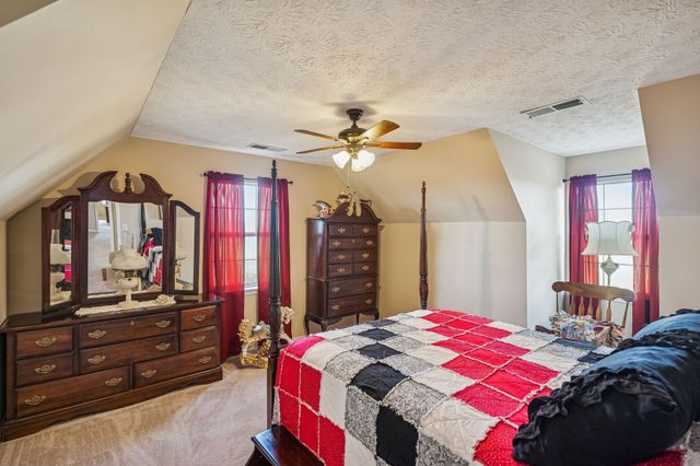 524 Willie Jarvis Rd, Sparta, TN 38583