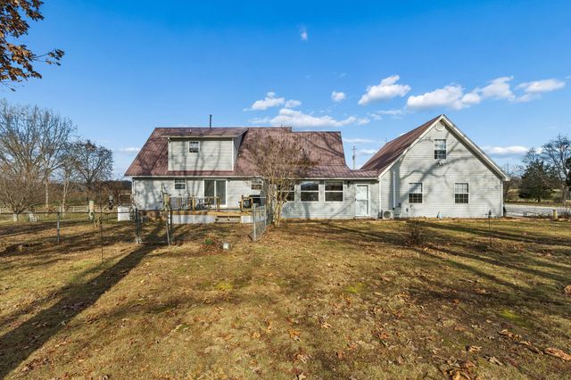 524 Willie Jarvis Rd, Sparta, TN 38583