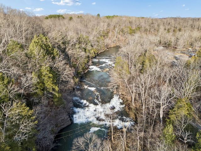 524 Willie Jarvis Rd, Sparta, TN 38583