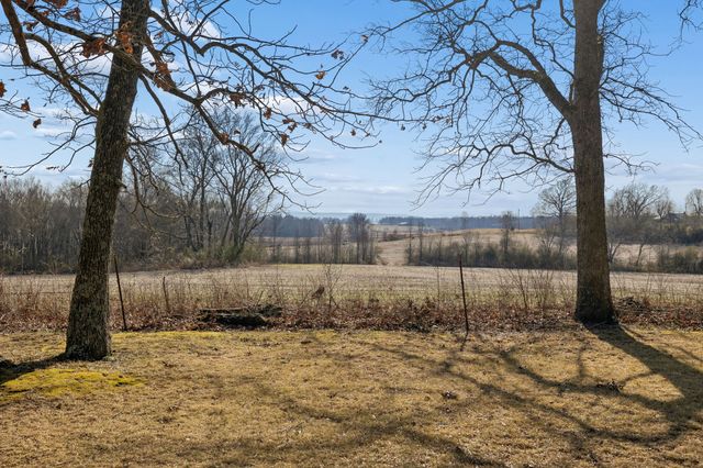 524 Willie Jarvis Rd, Sparta, TN 38583