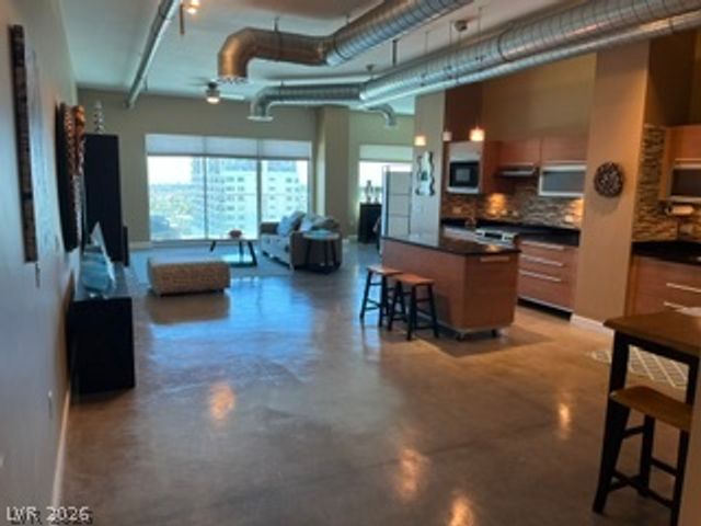 200 Hoover Avenue 1407, Las Vegas, NV 89101