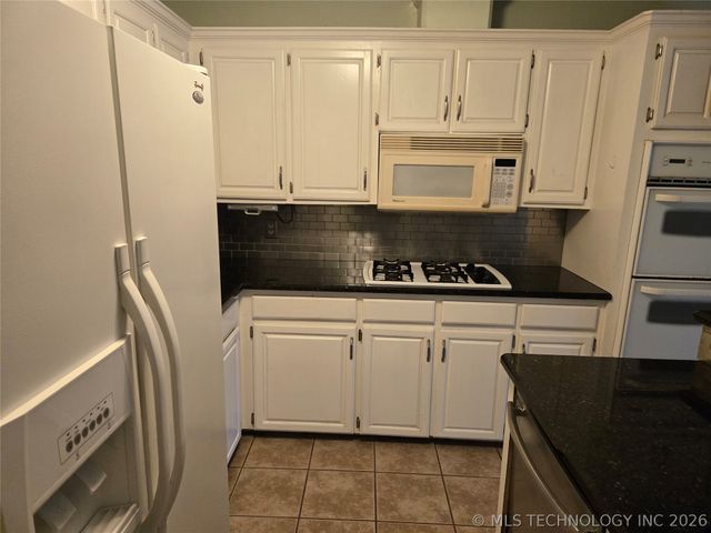 7804 N 117th East East Avenue, Owasso, OK 74055