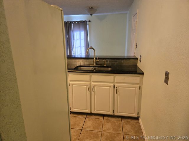 7804 N 117th East East Avenue, Owasso, OK 74055