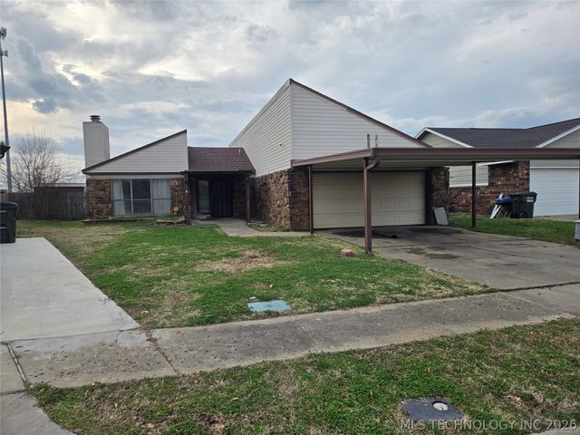 7804 N 117th East East Avenue, Owasso, OK 74055