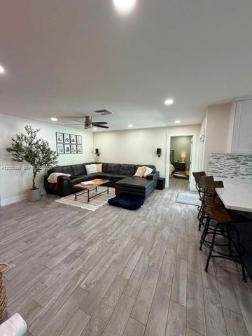 14552 SW 142nd Pl 14552, Miami, FL 33186