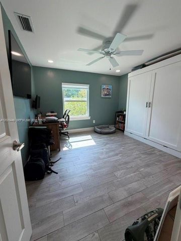 14552 SW 142nd Pl 14552, Miami, FL 33186