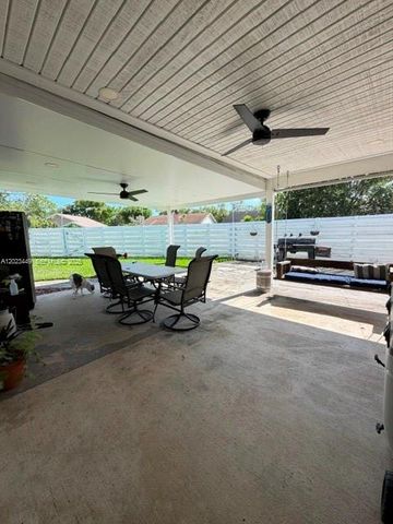 14552 SW 142nd Pl 14552, Miami, FL 33186