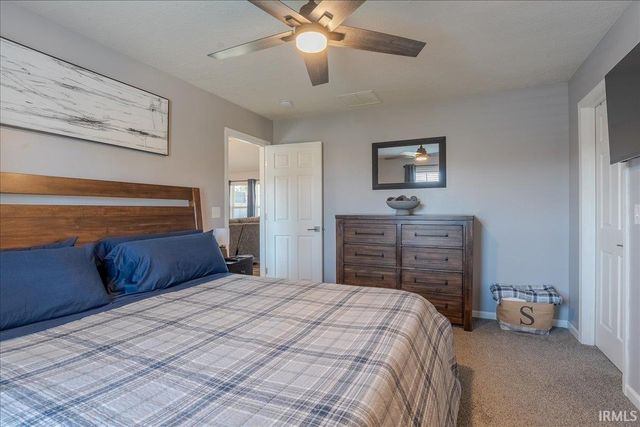 10614 Tecumseh Drive, Newburgh, IN 47630