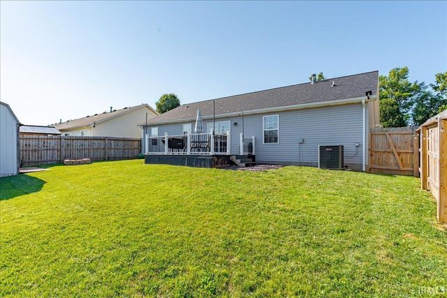 10614 Tecumseh Drive, Newburgh, IN 47630